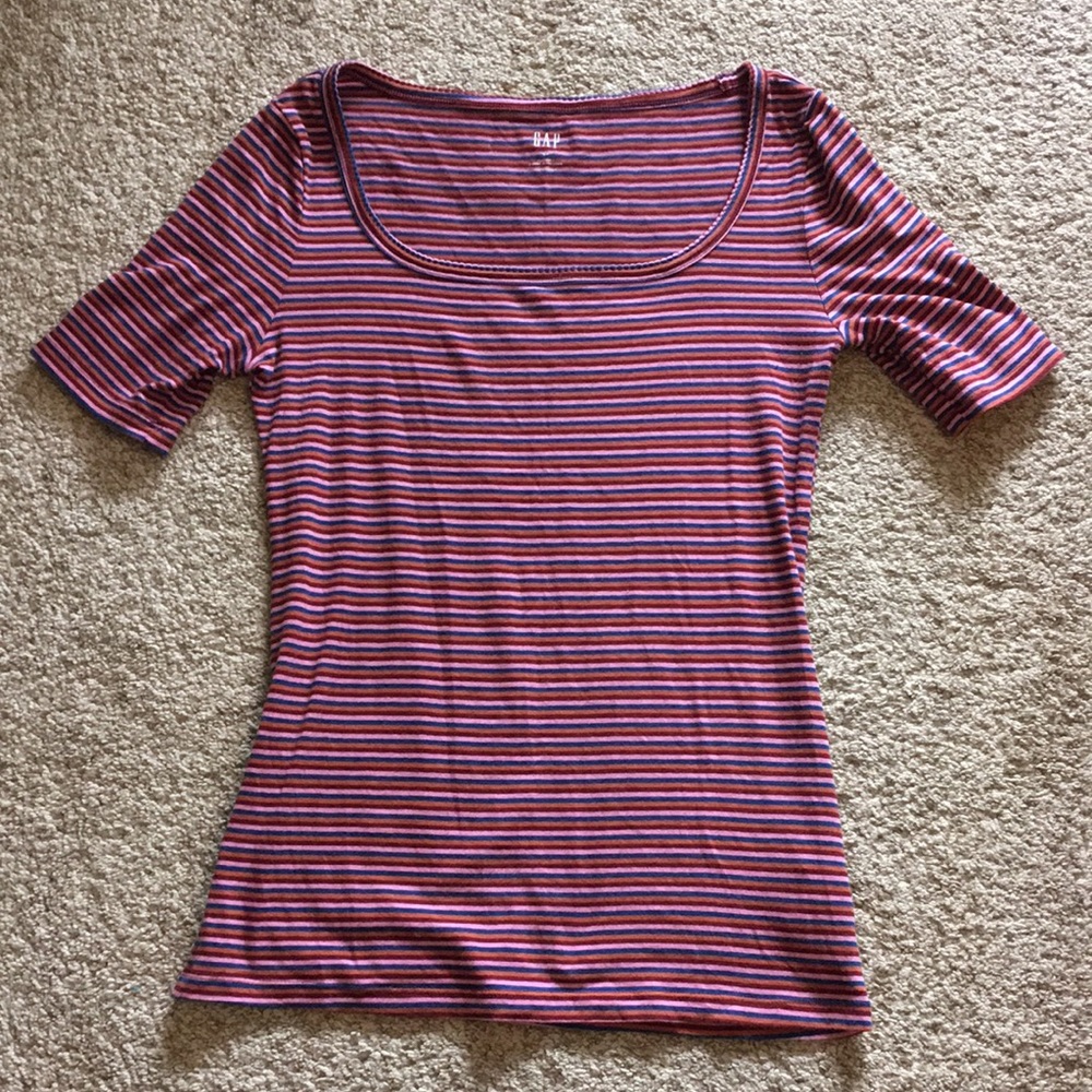 GAP Striped Scoop Neck Feather Tee